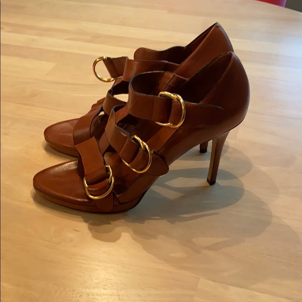 Sexy Cole Haan heels. Omgeeee
